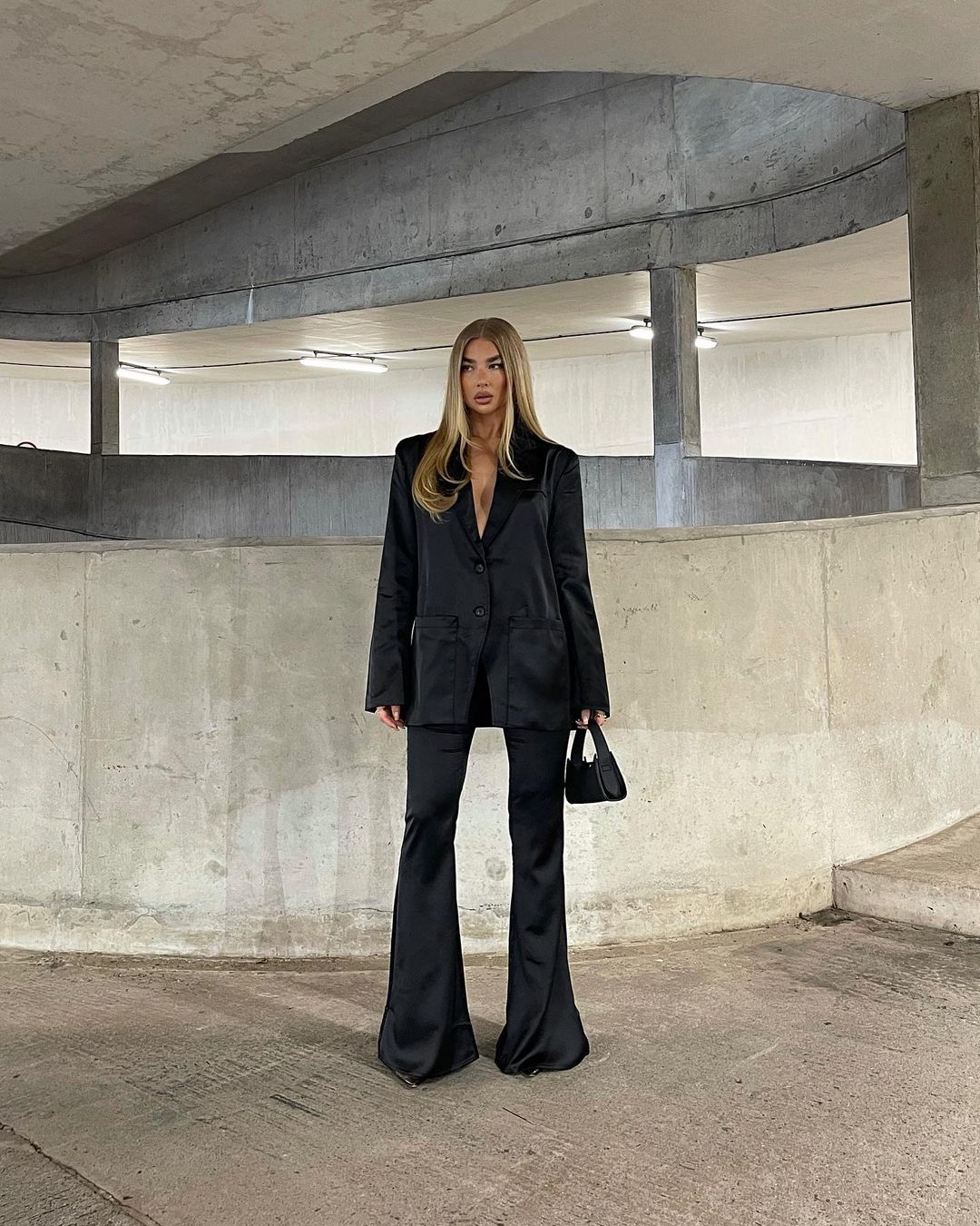 11 Black Blazer Outfits You Can Wear Everywhere, 46% OFF